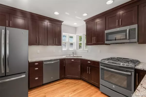 Colorado Springs, CO 80903,821 S Prospect ST