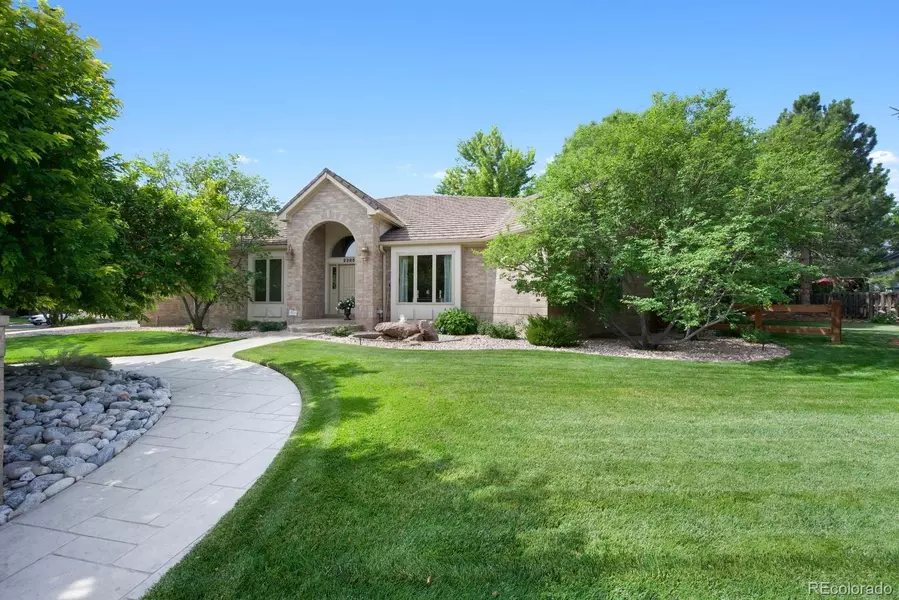 2385 S Yank CIR, Lakewood, CO 80228