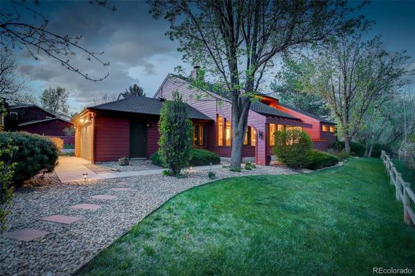 4566 Robinson PL,  Boulder,  CO 80301