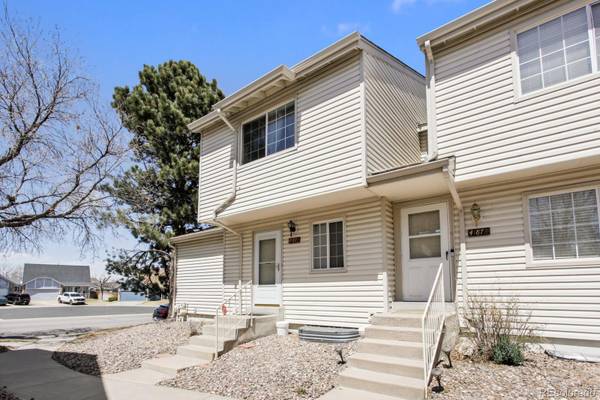 4187 S Mobile CIR #A, Aurora, CO 80013