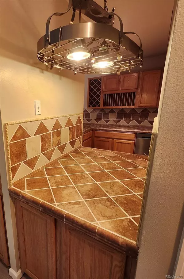 Denver, CO 80247,755 S Clinton ST #6B