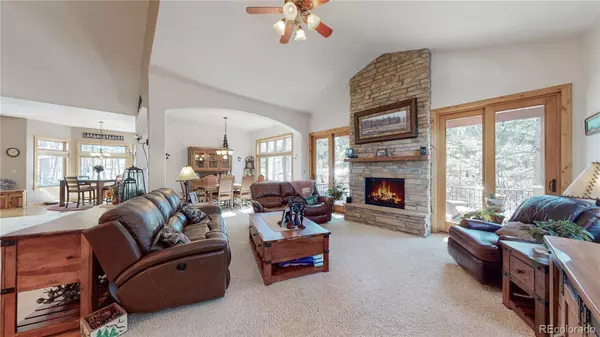 Larkspur, CO 80118,4592 Cheyenne DR