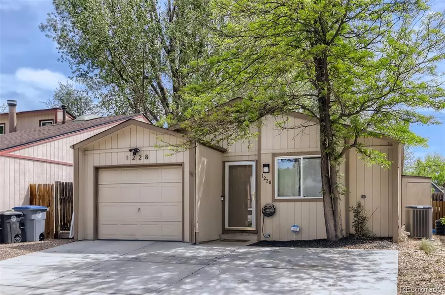 1228 Meadow ST, Longmont, CO 80501