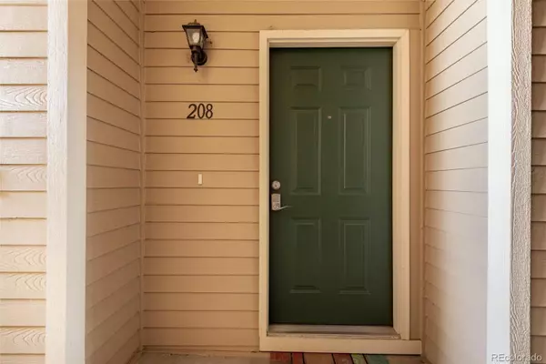 Littleton, CO 80128,8412 S Holland CT #208