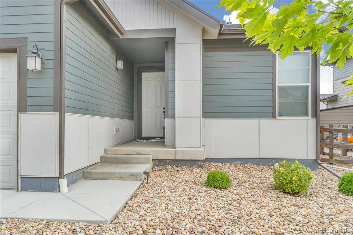 Longmont, CO 80504,12862 Crane River DR