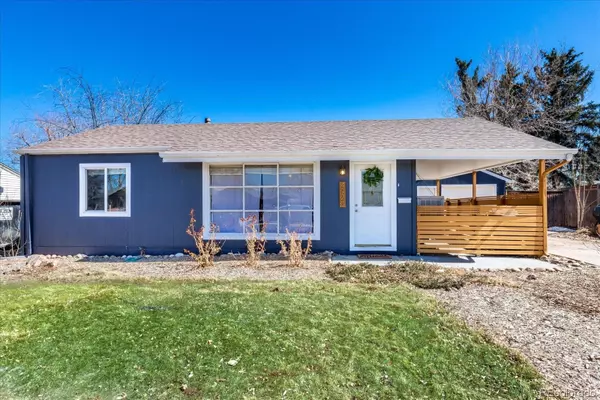 4920 E Kansas DR, Denver, CO 80246