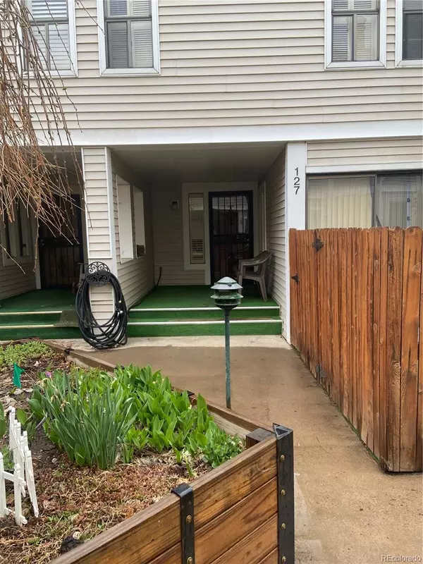Denver, CO 80224,1050 S Monaco Pkwy #127