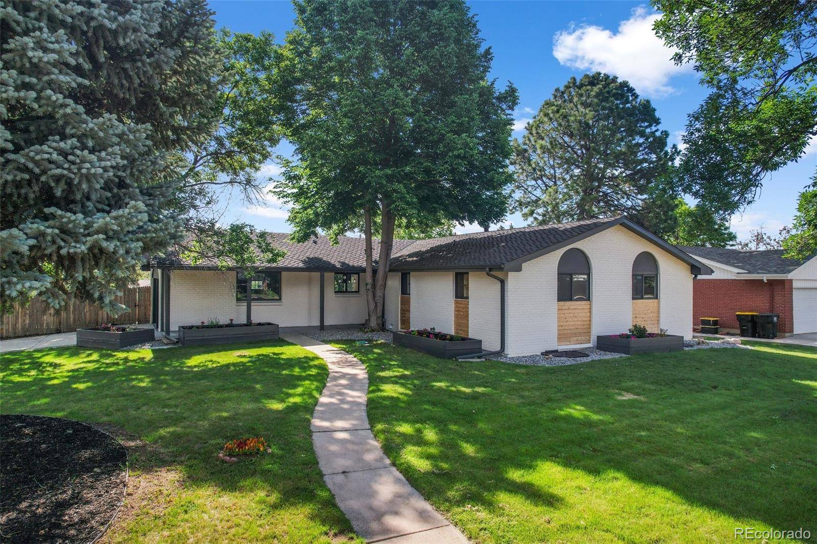 7120 S Sheridan CT, Littleton, CO 80128