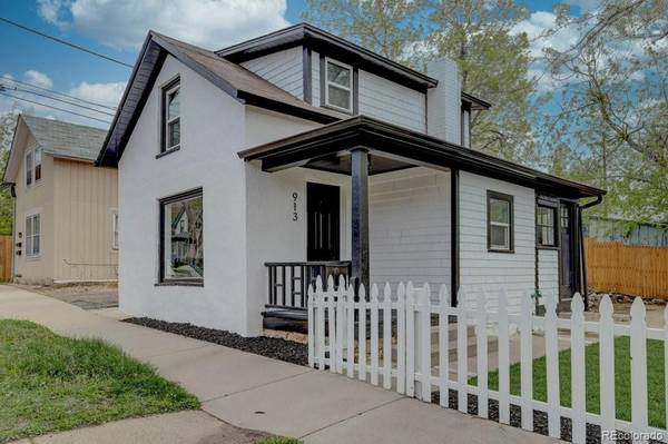 913 Arapahoe ST, Golden, CO 80401