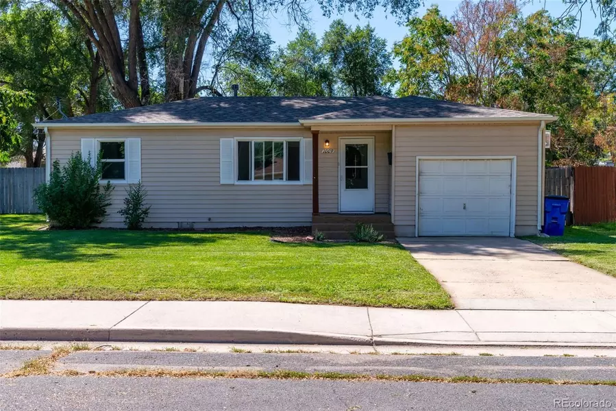 1009 33rd AVE, Greeley, CO 80634