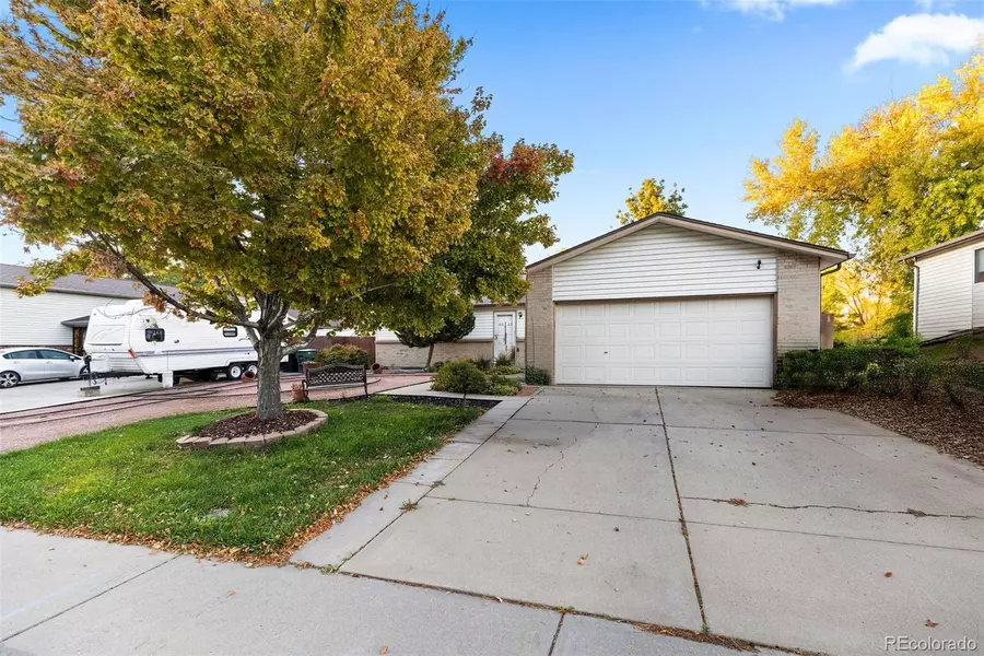 4520 E 112th PL, Thornton, CO 80233