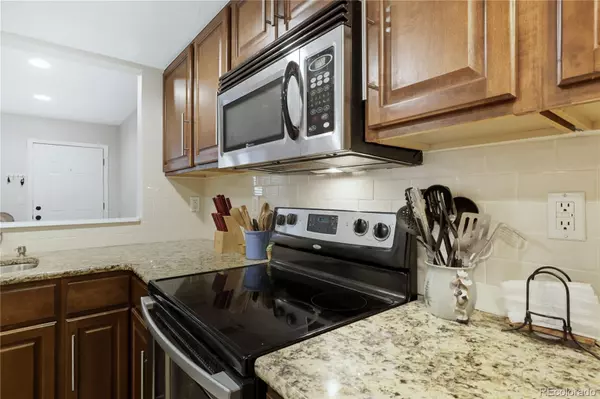 Denver, CO 80235,3550 S Harlan ST #335
