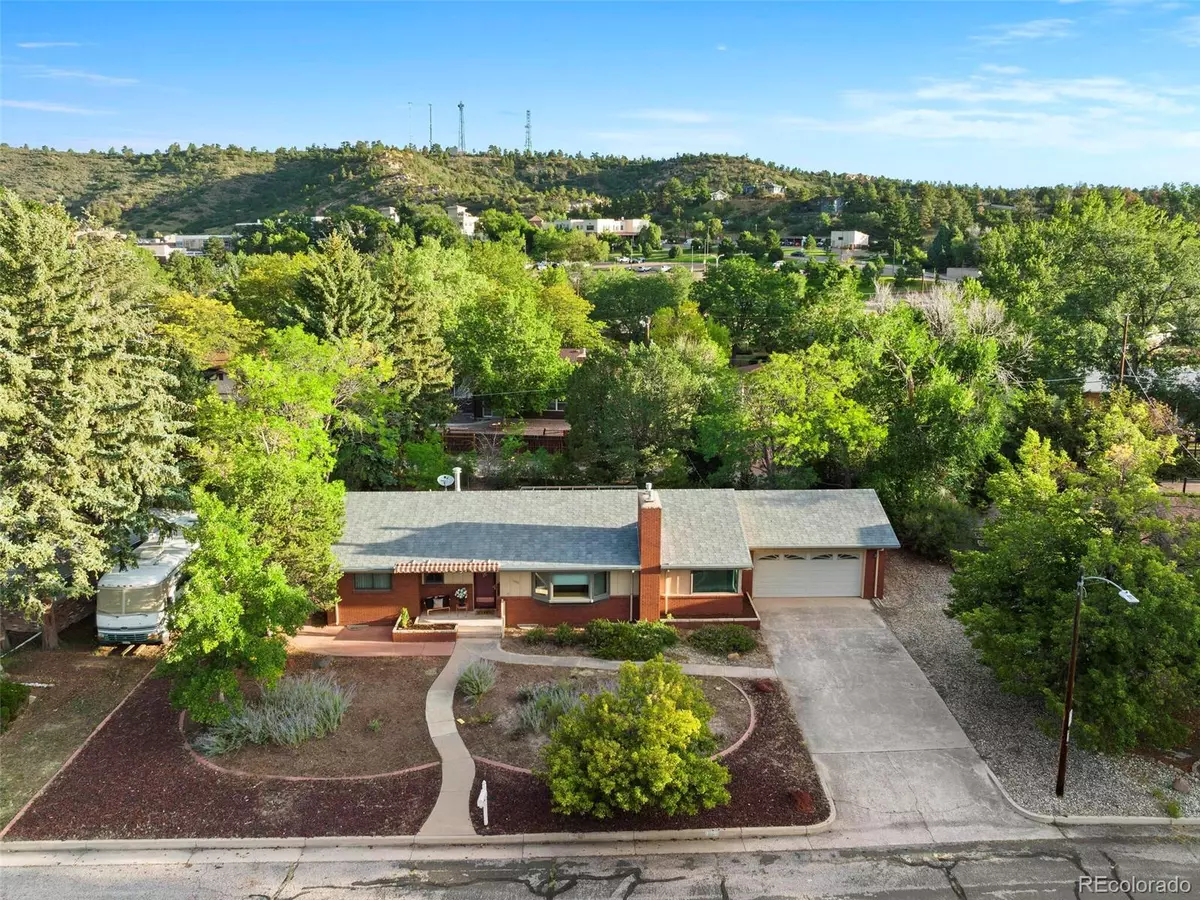 Colorado Springs, CO 80907,1608 Columbine RD