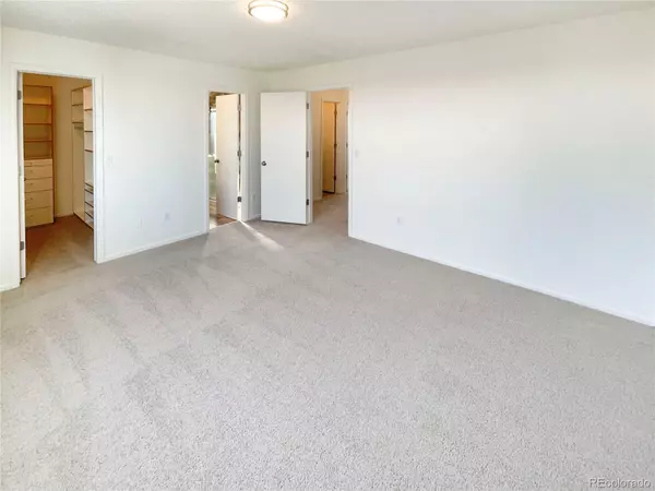 Denver, CO 80249,19370 E 40th PL