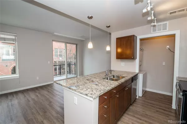 2500 17th #418, Denver, CO 80211