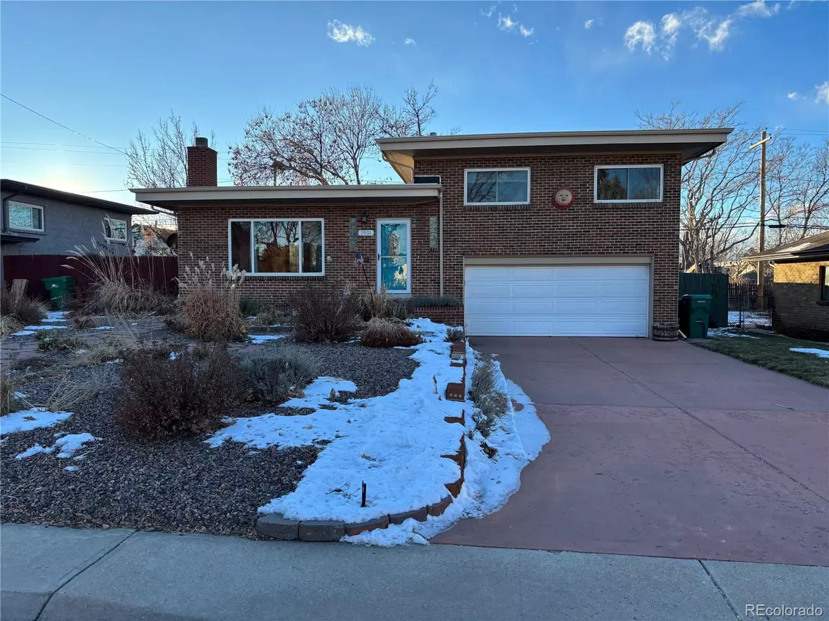 Wheat Ridge, CO 80033,3901 Newland ST