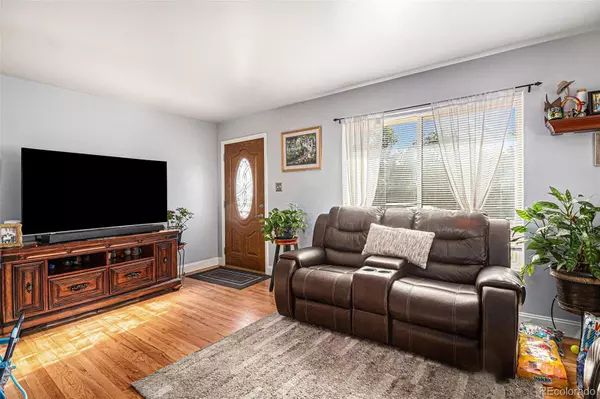 Denver, CO 80221,7066 Jennie DR
