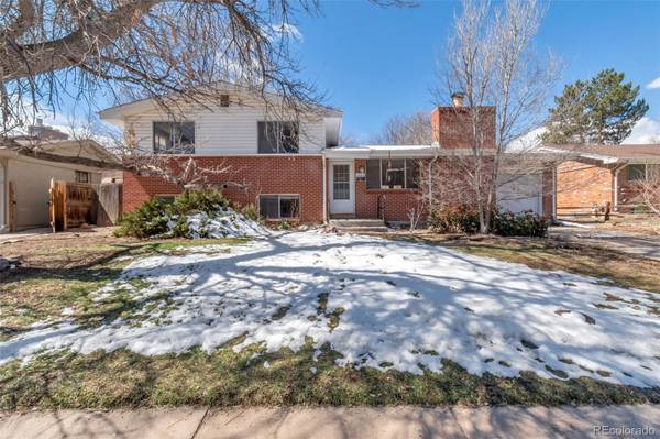 2933 S Ivan WAY, Denver, CO 80227