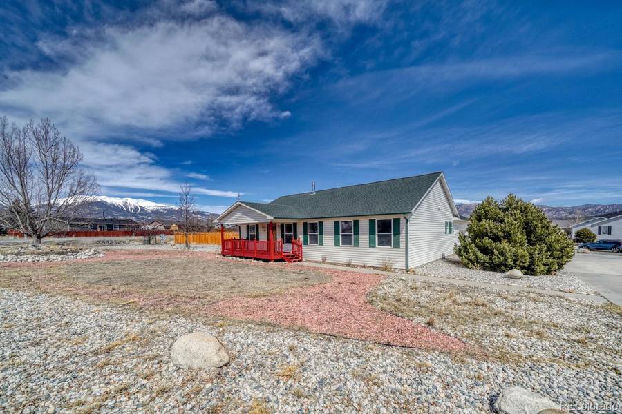 102 Dreamcatcher RD, Buena Vista, CO 81211