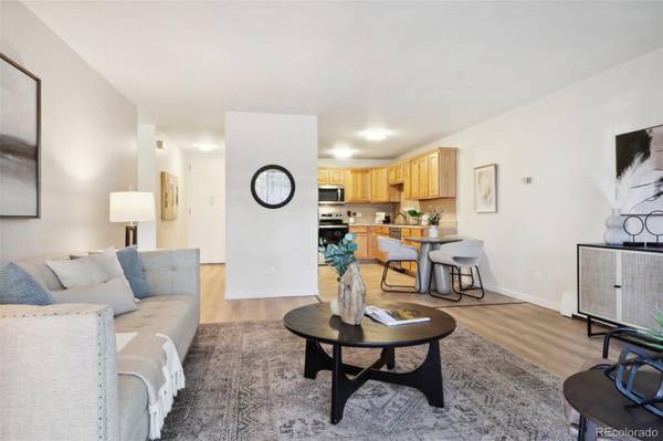 Denver, CO 80247,705 S Clinton ST #4A