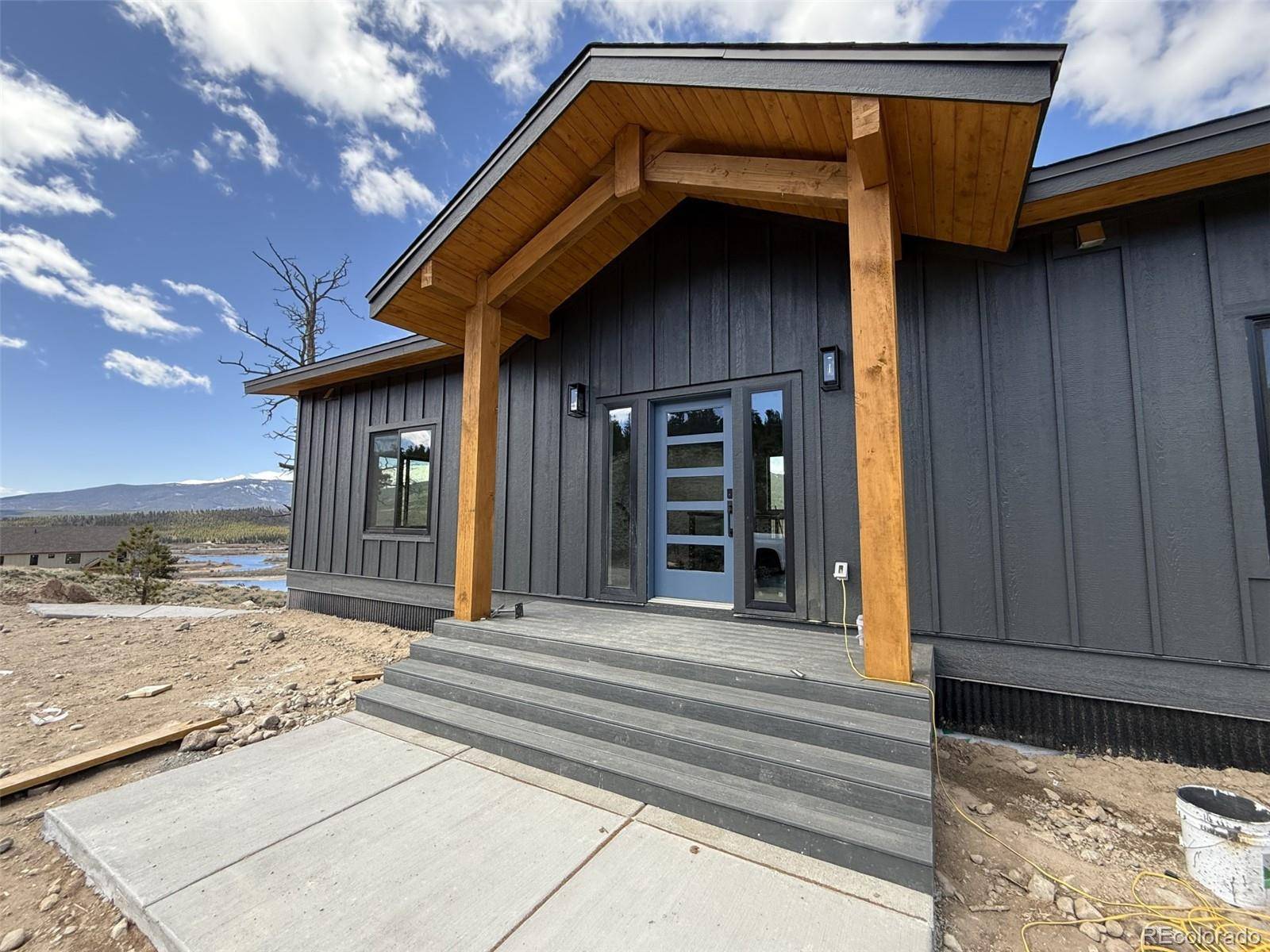 Twin Lakes, CO 81251,275 Rainbow DR