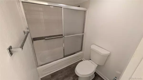 Aurora, CO 80014,4062 S Atchison WAY #101