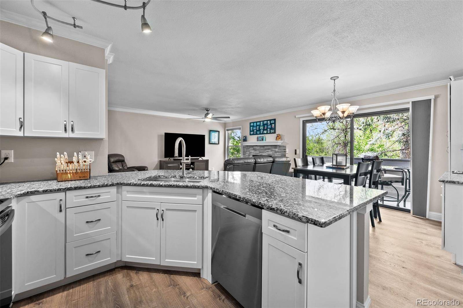 Lakewood, CO 80227,8799 W Cornell AVE #1