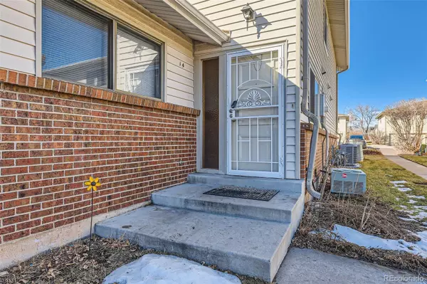 Lakewood, CO 80227,3354 S Flower ST #14