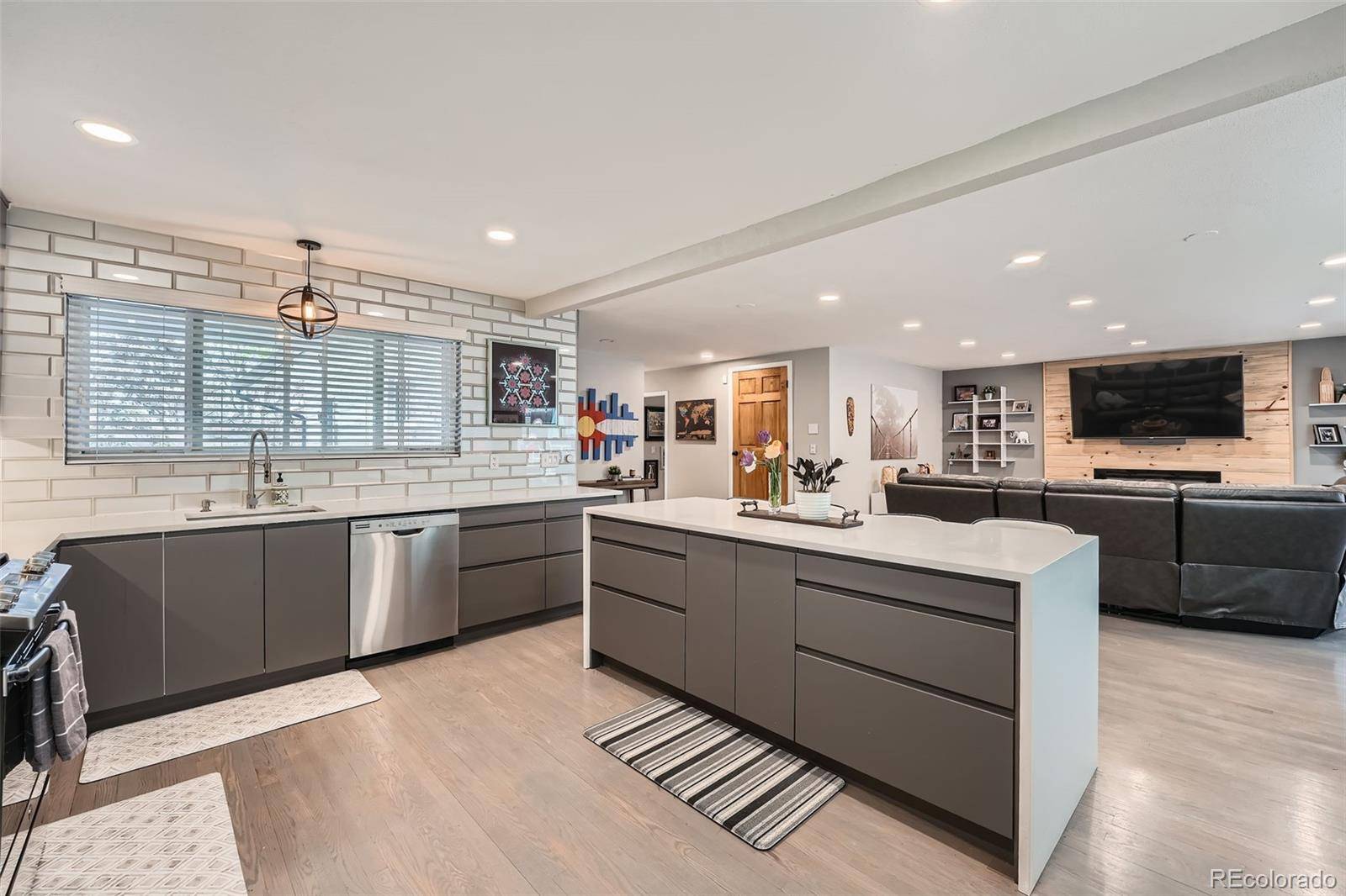 1025 Zang ST, Golden, CO 80401