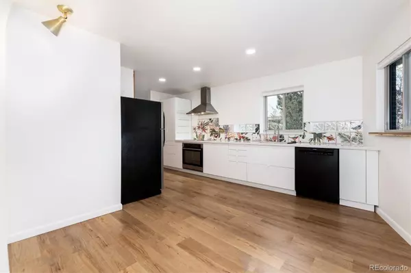 Englewood, CO 80110,1150 W Stanford DR