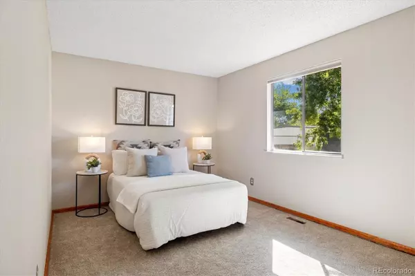 Golden, CO 80403,19064 W 61st PL