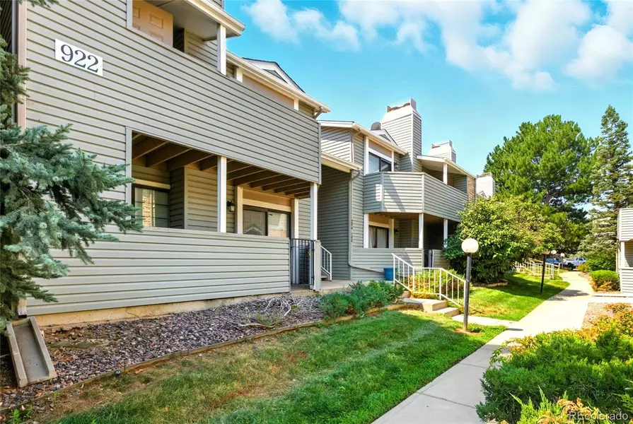 922 S Walden ST #205, Aurora, CO 80017