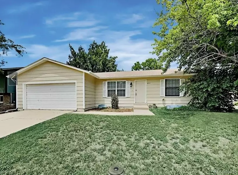8717 W 86th DR, Arvada, CO 80005