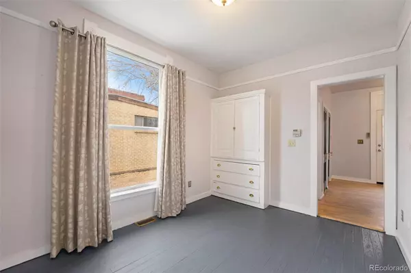 Denver, CO 80211,2219 W 33rd AVE