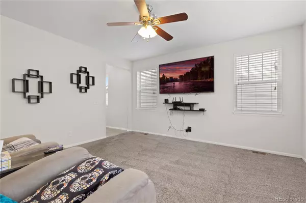 Aurora, CO 80015,4861 S Picadilly CT