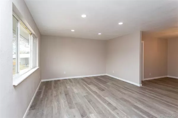 Colorado Springs, CO 80911,1213 Evergreen DR