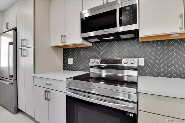 7917 Chase CIR #160, Arvada, CO 80003