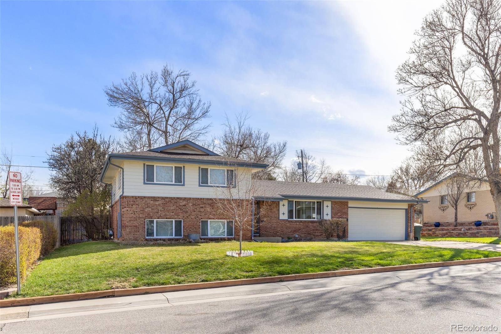 Homes for sale 924 W 101st PL, Northglenn, CO 80260 MLS5182128...