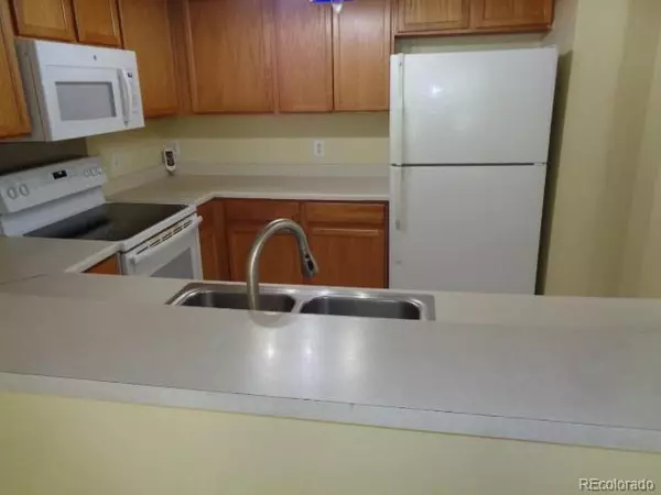 Commerce City, CO 80022,9758 Laredo ST #25C