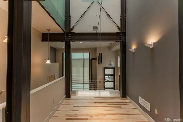 Denver, CO 80205,910 26th ST