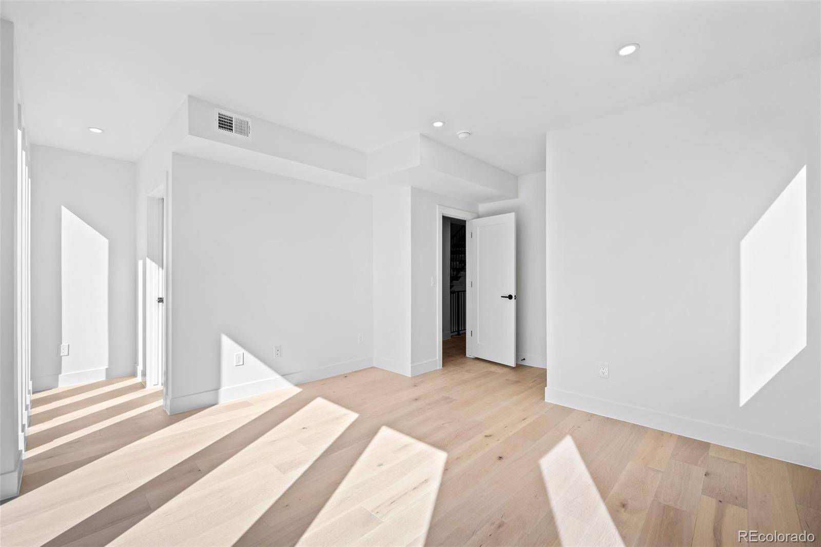 Denver, CO 80211,4238 Zuni ST