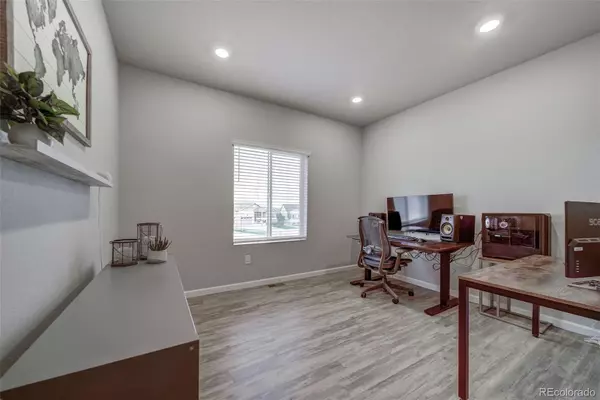 Elizabeth, CO 80107,42863 Hawktree CIR