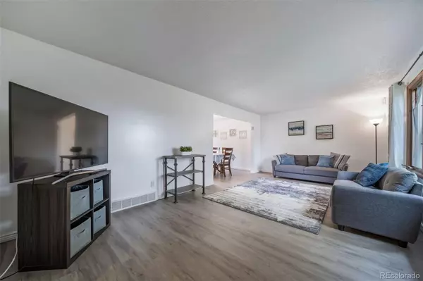 Lakewood, CO 80227,2276 S Dover WAY