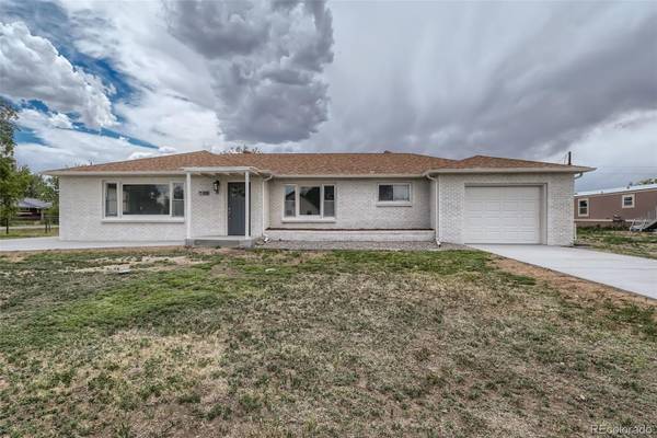 281 S Owens ST, Byers, CO 80103