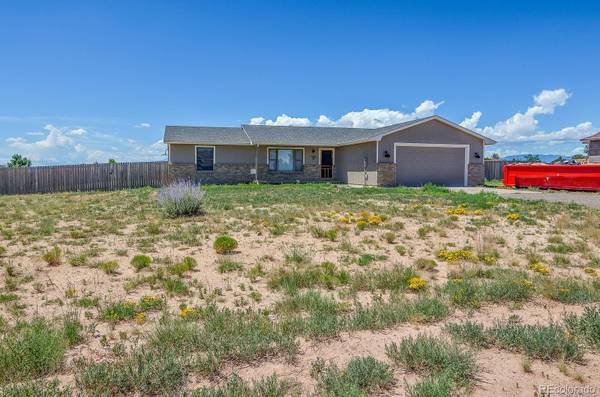 1108 W Meadowmoor DR, Pueblo West, CO 81007