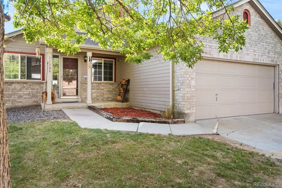 11384 Oakland DR, Henderson, CO 80640