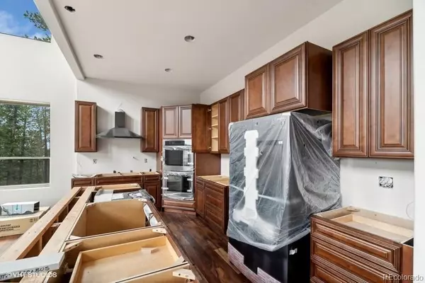 Evergreen, CO 80439,1810 Saddleback DR