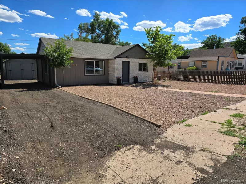 920 Woodlawn AVE, Canon City, CO 81212