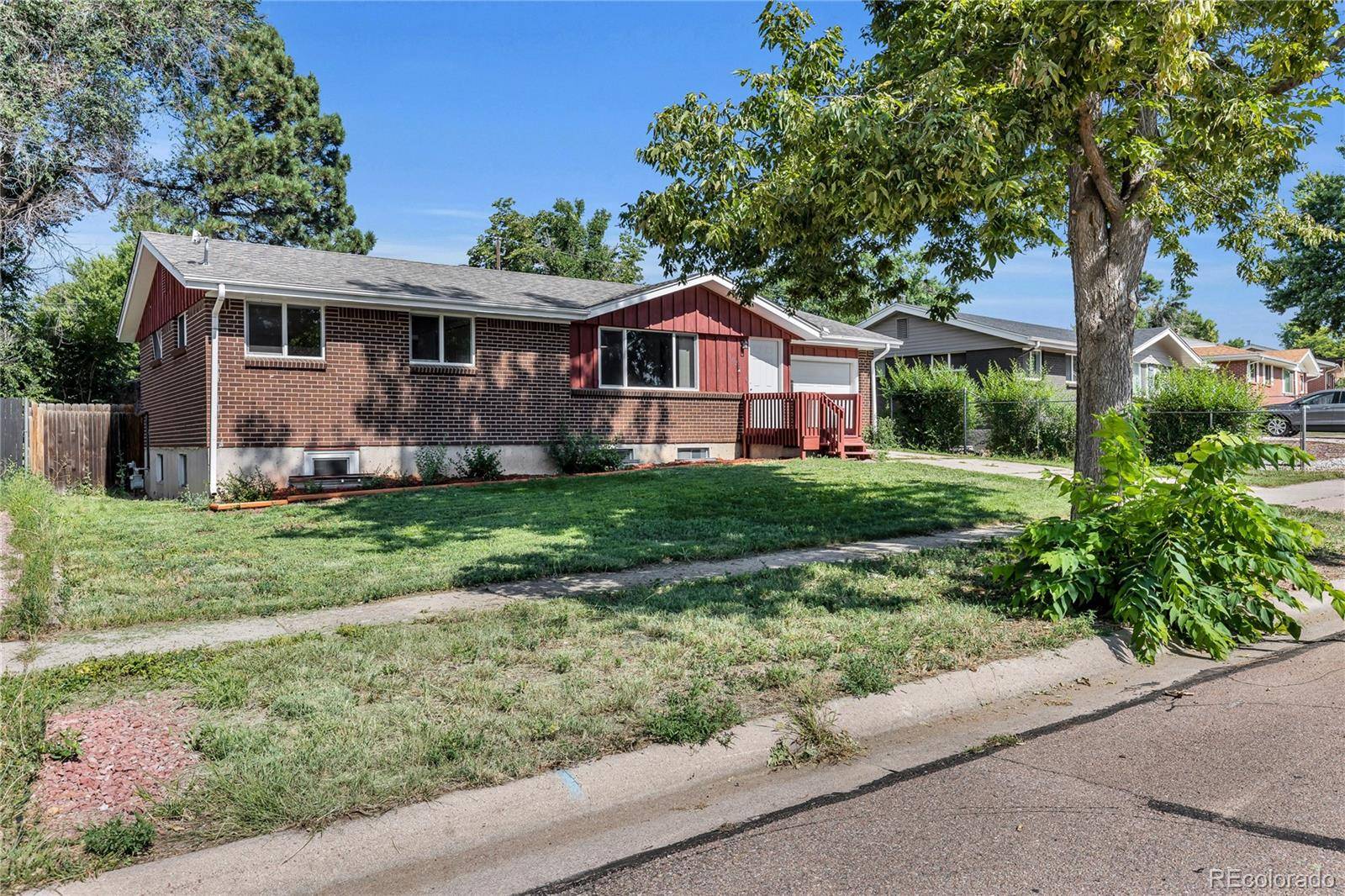 Colorado Springs, CO 80910,102 S Claremont ST