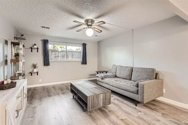 Louisville, CO 80027,1612 Cottonwood DR #2W